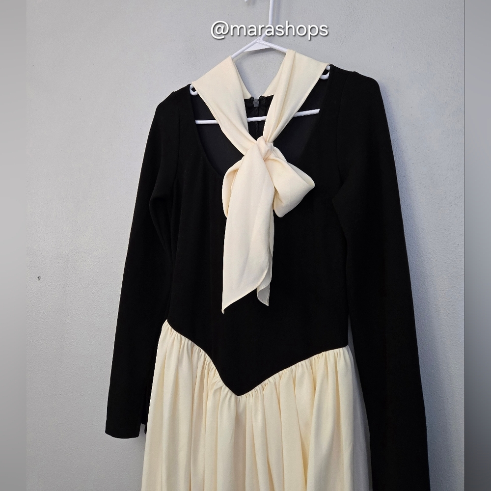 The Bekk Claire Scarf Dress - Picture 4 of 10